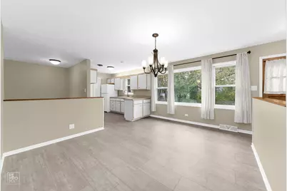 410 E North Shore Drive, Mundelein, IL 60060 - Photo 4