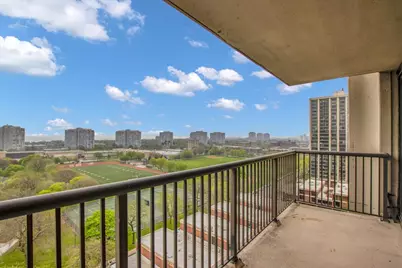 2901 S Michigan Avenue #1301, Chicago, IL 60616 - Photo 12