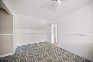 10441 S Ave H Ave, Chicago, IL 60617 - Photo 24