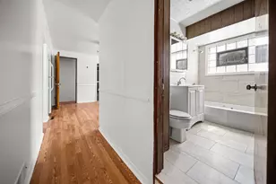 10441 S Ave H Ave, Chicago, IL 60617 - Photo 12