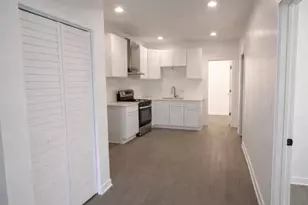 4519 W Thomas St, Chicago, IL 60651 - Photo 4