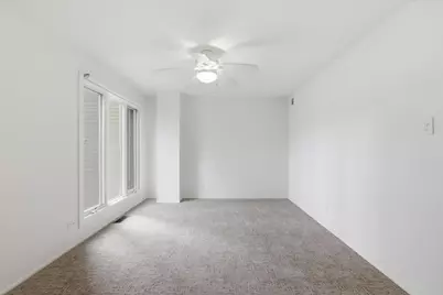 1085 S Park Terrace, Chicago, IL 60605 - Photo 18