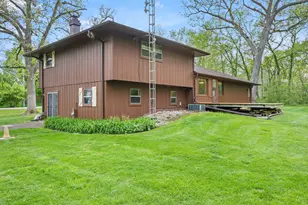 12725 Ellen Dr, Genoa, IL 60135 - Photo 4