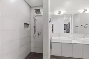 1019 N Cleveland Ave, Chicago, IL 60610 - Photo 20