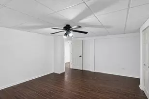 944 Richmond Ct, Elk Grove Village, IL 60007 - Photo 50