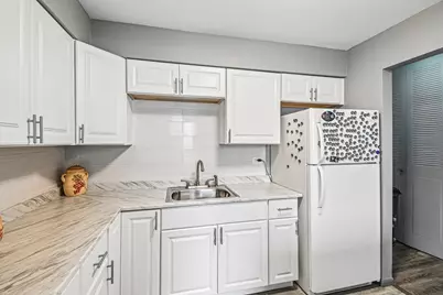 9740 S Pulaski Road #306, Oak Lawn, IL 60453 - Photo 12
