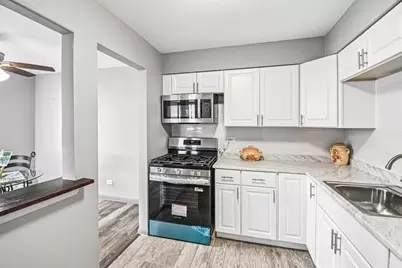 9740 S Pulaski Road #306, Oak Lawn, IL 60453 - Photo 14
