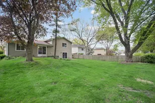 51 Chelsea Ln, Cary, IL 60013 - Photo 20