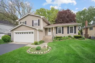 51 Chelsea Ln, Cary, IL 60013 - Photo 1