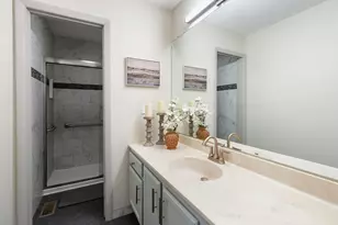 591 Roosevelt Ct, Grayslake, IL 60030 - Photo 14