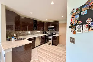 1535 Chatfield Ct, Roselle, IL 60172 - Photo 8