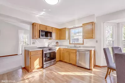 103 N Sterling Heights Road, Vernon Hills, IL 60061 - Photo 6