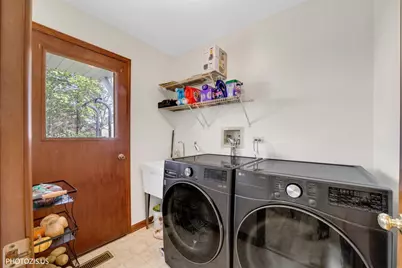 103 N Sterling Heights Road, Vernon Hills, IL 60061 - Photo 30