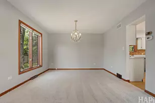 840 Queens Ln, Glenview, IL 60025 - Photo 6