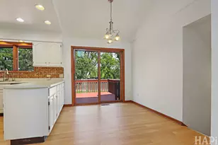 840 Queens Ln, Glenview, IL 60025 - Photo 10
