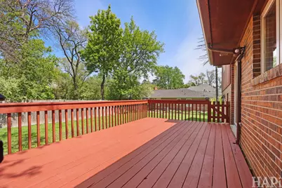 840 Queens Lane, Glenview, IL 60025 - Photo 32