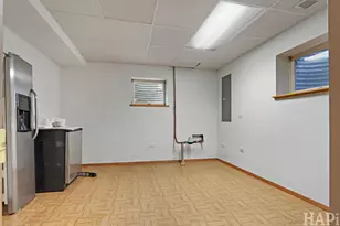 840 Queens Ln, Glenview, IL 60025 - Photo 28