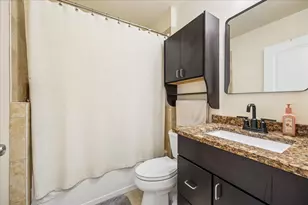 1180 S East Ave, Oak Park, IL 60304 - Photo 16