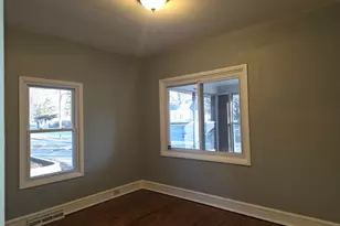 634 W Ridgeland Ave, Waukegan, IL 60085 - Photo 10