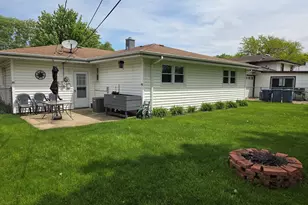 651 W Wrightwood Ave, Addison, IL 60101 - Photo 16