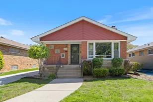 9247 S Ridgeway Ave, Evergreen Park, IL 60805 - Photo 1