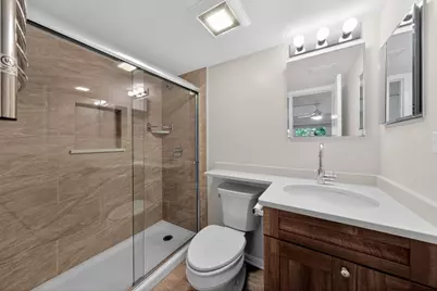6443 Clarendon Hills Road #305A, Willowbrook, IL 60527 - Photo 16