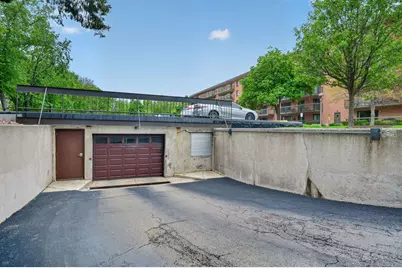 6443 Clarendon Hills Road #305A, Willowbrook, IL 60527 - Photo 18