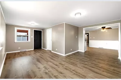 8869 S Kostner Avenue, Hometown, IL 60456 - Photo 12