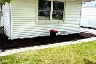 8869 S Kostner Ave, Hometown, IL 60456 - Photo 2