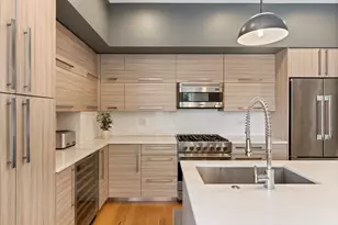 757 N Elizabeth St, Chicago, IL 60642 - Photo 10