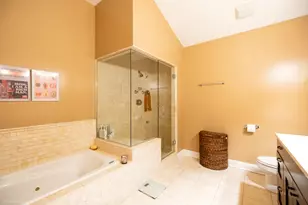 3709 N Ashland Ave, Chicago, IL 60613 - Photo 22