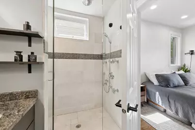 3728 N Kenmore Avenue #2, Chicago, IL 60613 - Photo 14