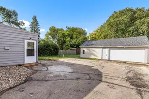 109 Raffel Rd, Woodstock, IL 60098 - Photo 18