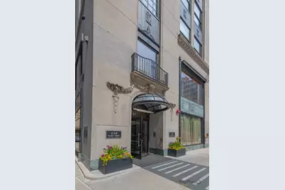 118 E Erie Street #18D, Chicago, IL 60611 - Photo 2