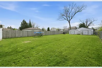 10443 W Medill Avenue, Melrose Park, IL 60164 - Photo 16