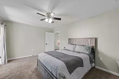 320 E Bogardus Street, Paxton, IL 60957 - Photo 12