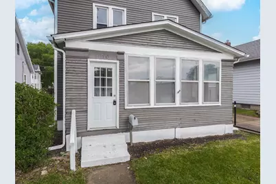 609 E Water Street, Pontiac, IL 61764 - Photo 6
