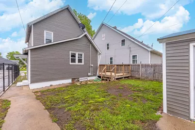 609 E Water Street, Pontiac, IL 61764 - Photo 32