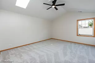 321 Kresswood Dr, West Chicago, IL 60185 - Photo 18