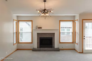 321 Kresswood Dr, West Chicago, IL 60185 - Photo 10