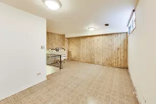 858 W Ainslie St, Chicago, IL 60640 - Photo 22
