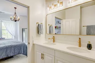 1219 W Grenshaw St, Chicago, IL 60607 - Photo 16