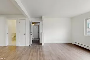 10362 Michael Todd Terrace, Glenview, IL 60025 - Photo 6