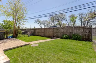 8800 Dee Rd, Des Plaines, IL 60016 - Photo 24