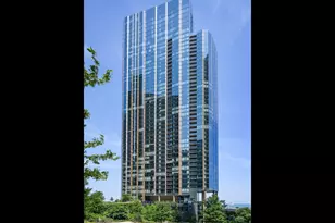 211 N Harbor Dr, Chicago, IL 60601 - Photo 1