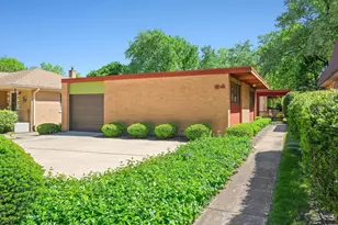 24 E Harding Ave, La Grange Park, IL 60526 - Photo 1