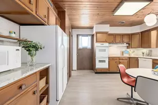 24 E Harding Ave, La Grange Park, IL 60526 - Photo 12
