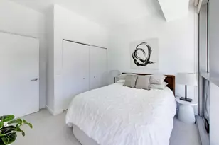 303 W Ohio St, Chicago, IL 60654 - Photo 12