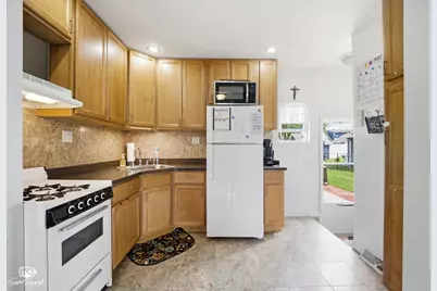 1611 Marquette Road, Joliet, IL 60435 - Photo 6
