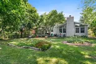 910 Division St, Barrington, IL 60010 - Photo 42